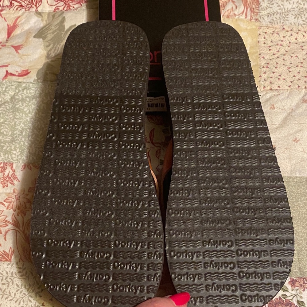 Corkys Brown Flip Flops NEW Size 10 - Picture 3 of 5